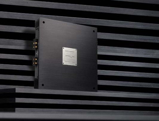 Car-HiFi Endstufe 4-Kanal Brax NOX4 DSP im Test, Bild 1