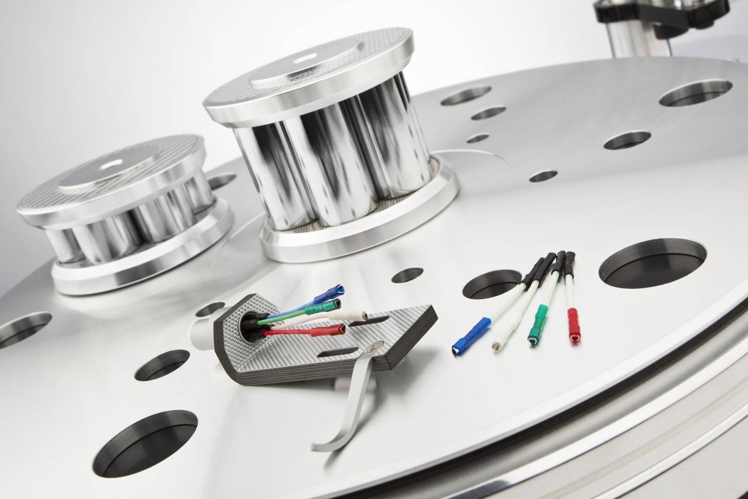 Zubehör HiFi Oyaide Analog Zubeh&ouml;r im Test, Bild 1